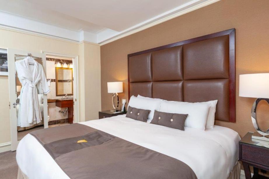 Deluxe Room,1434862258:JPEG
