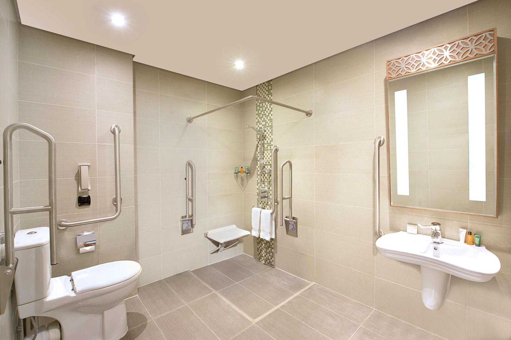 King Room - Mobility Accessible,1620998445:JPEG