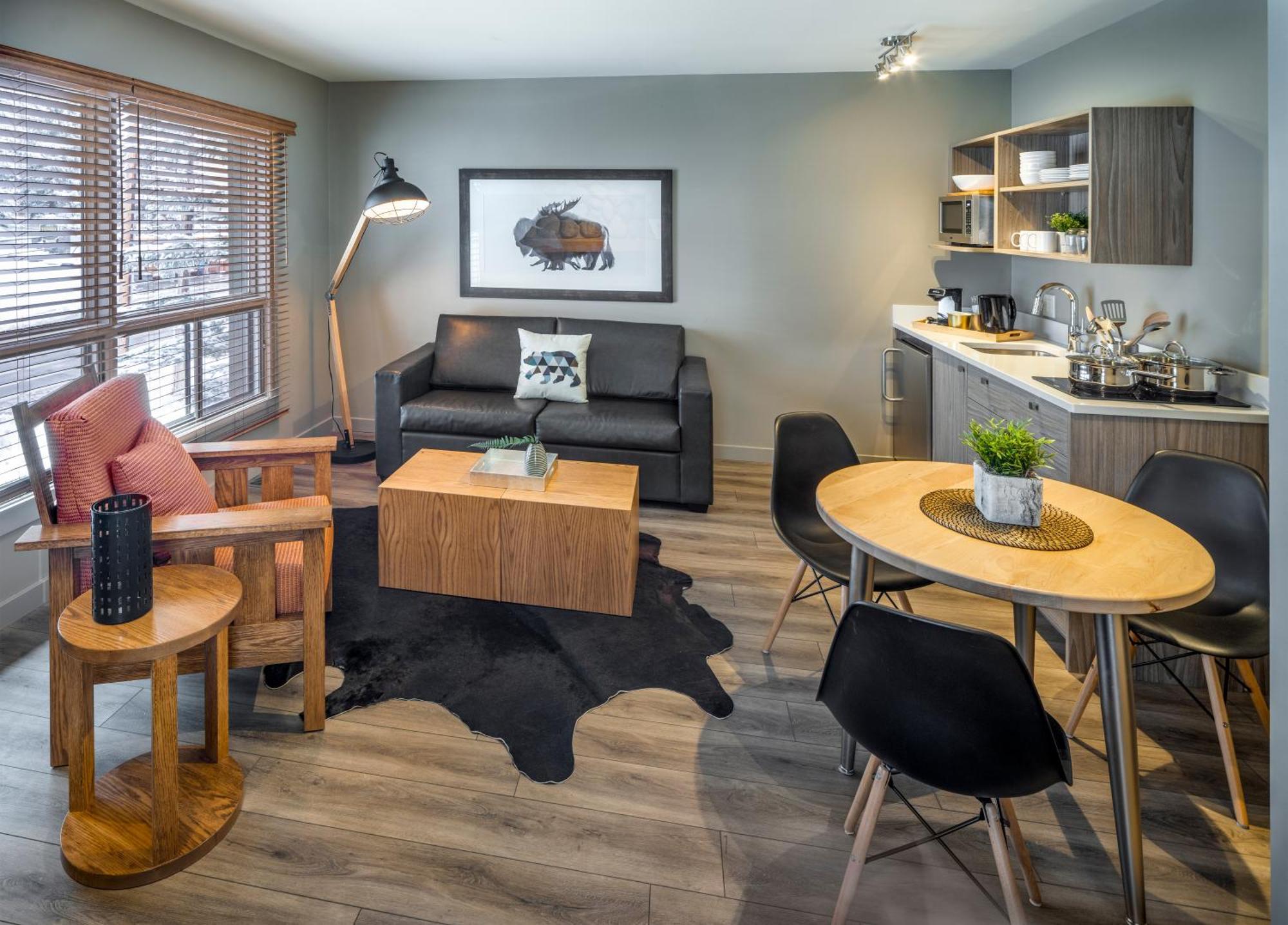 Buffalo King Suite