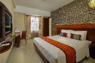 Suite Room,1212978058:JPEG