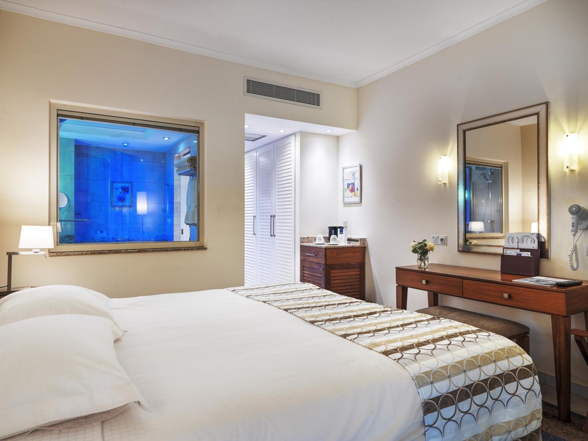 Habitación Doble Deluxe con vistas frontales al mar - 1 o 2 camas