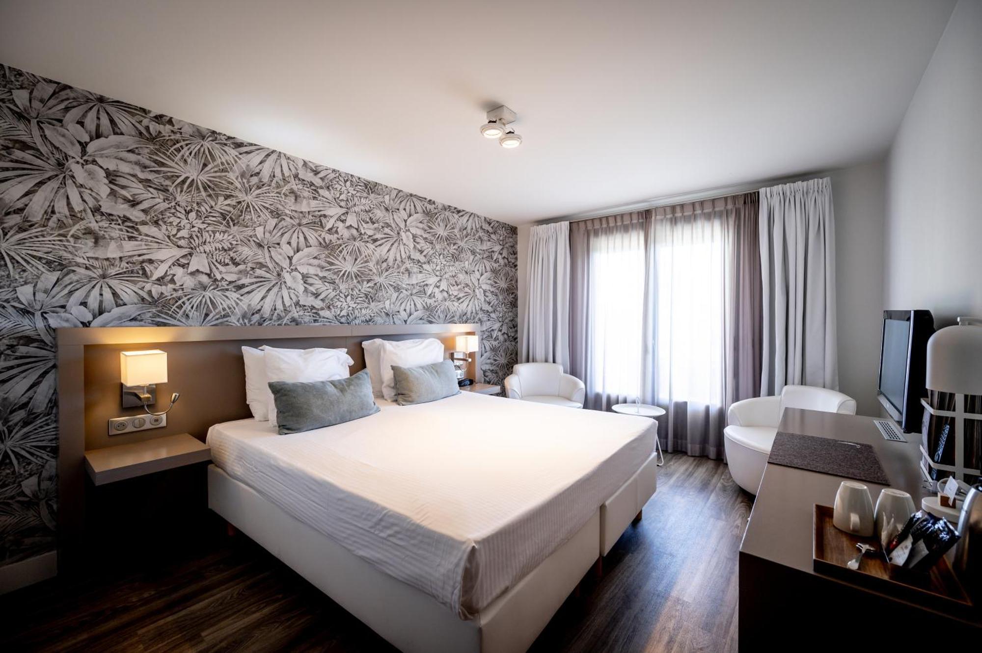 Comfort room with Balcony,1758312094:JPEG