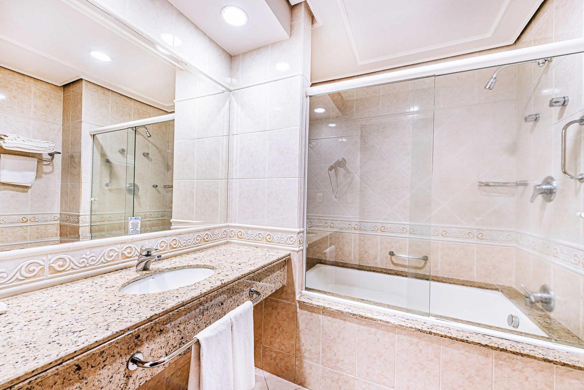 Quarto Triplo Superior
