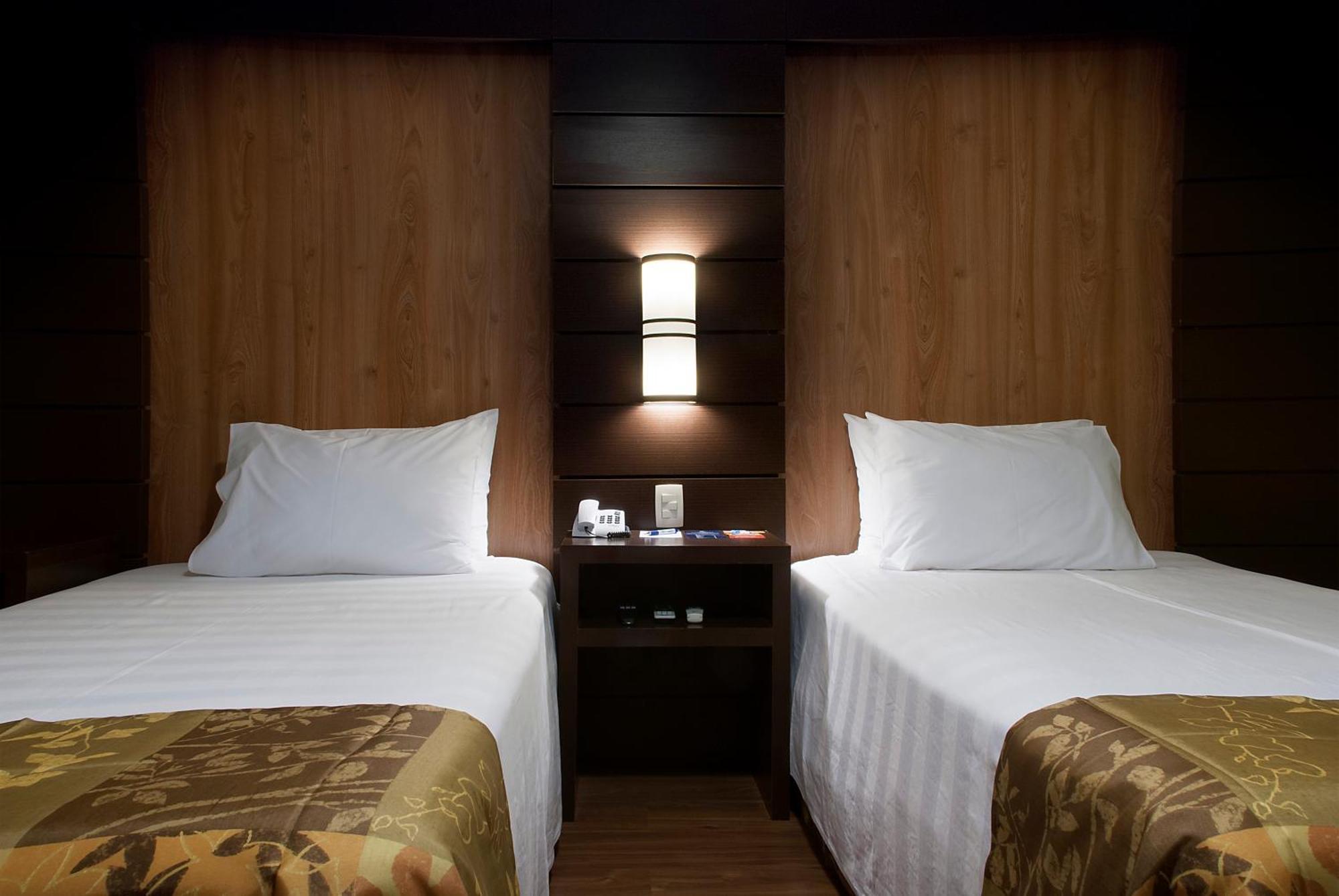 Quarto Superior com 2 Camas de Solteiro