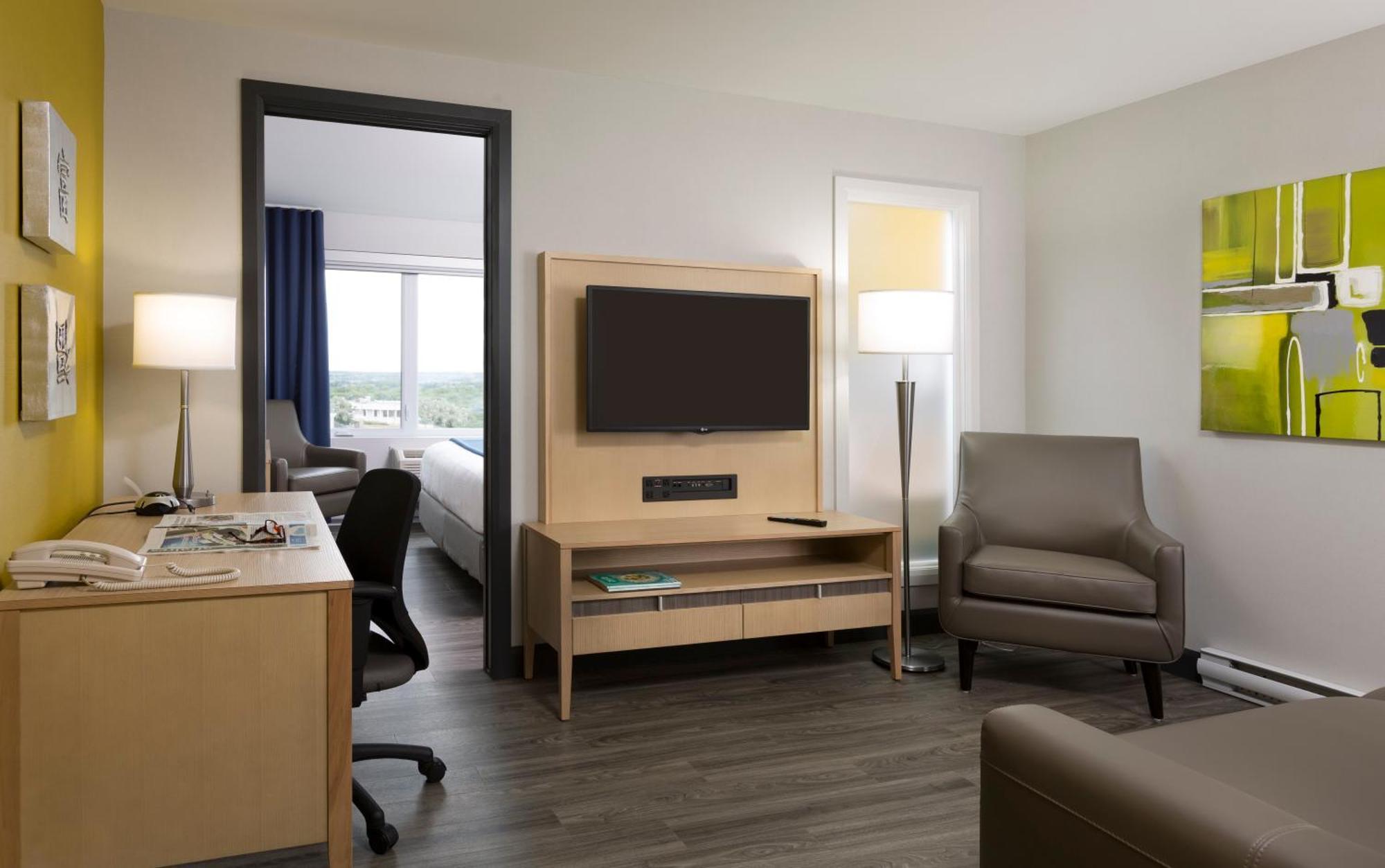 One-Bedroom Suite Sofa Bed