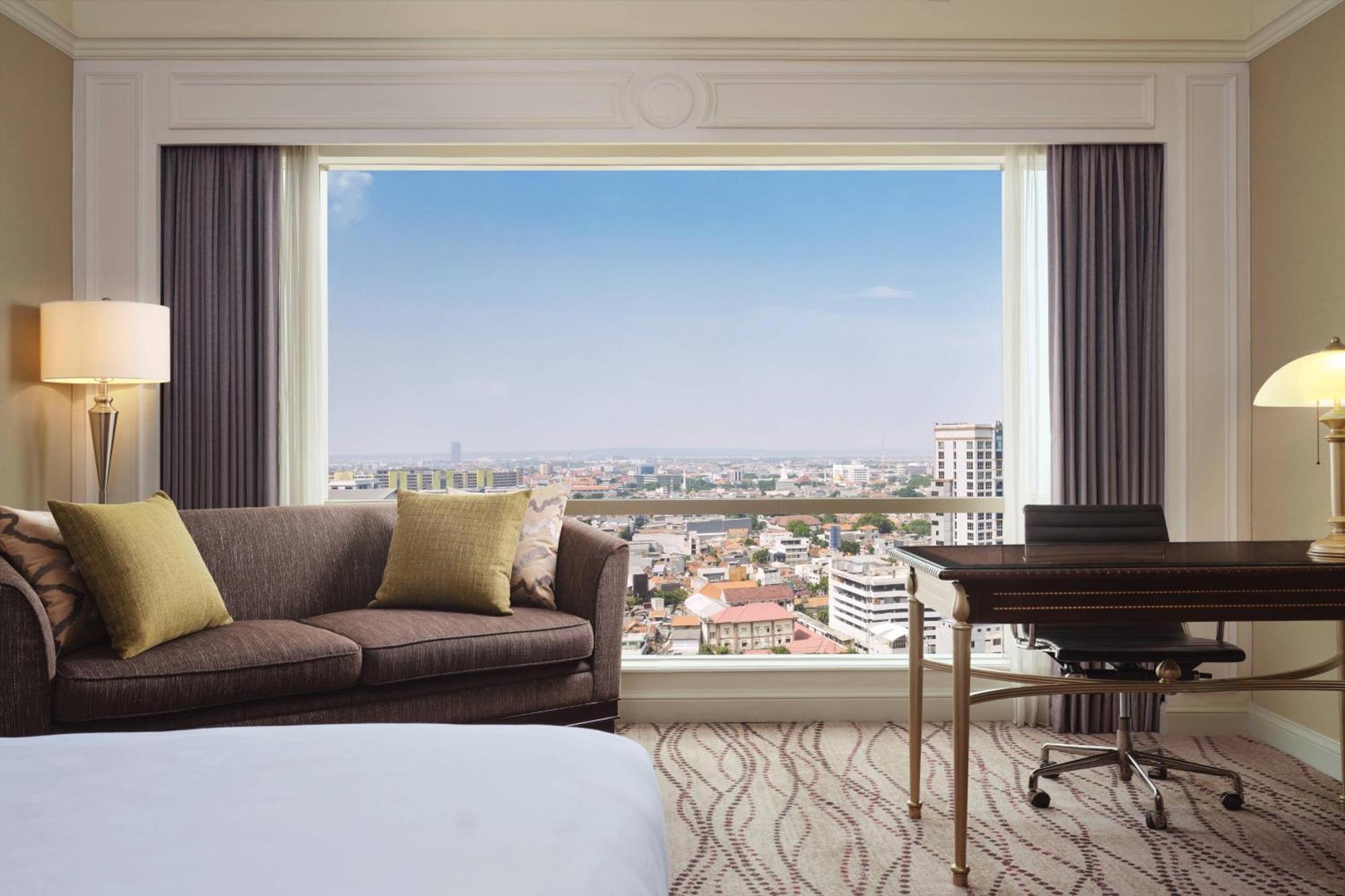 Premium King Room Skyline View