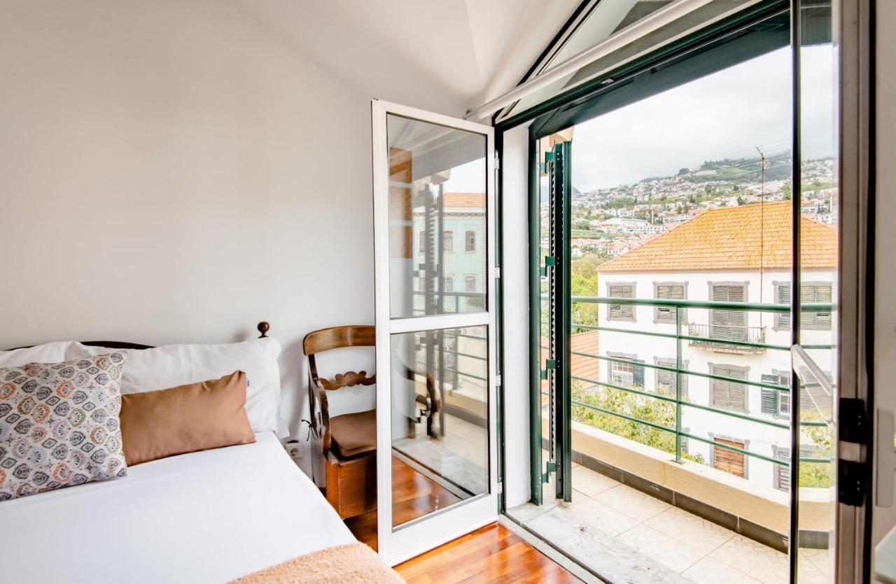 Quarto Duplo com Casa de Banho Partilhada