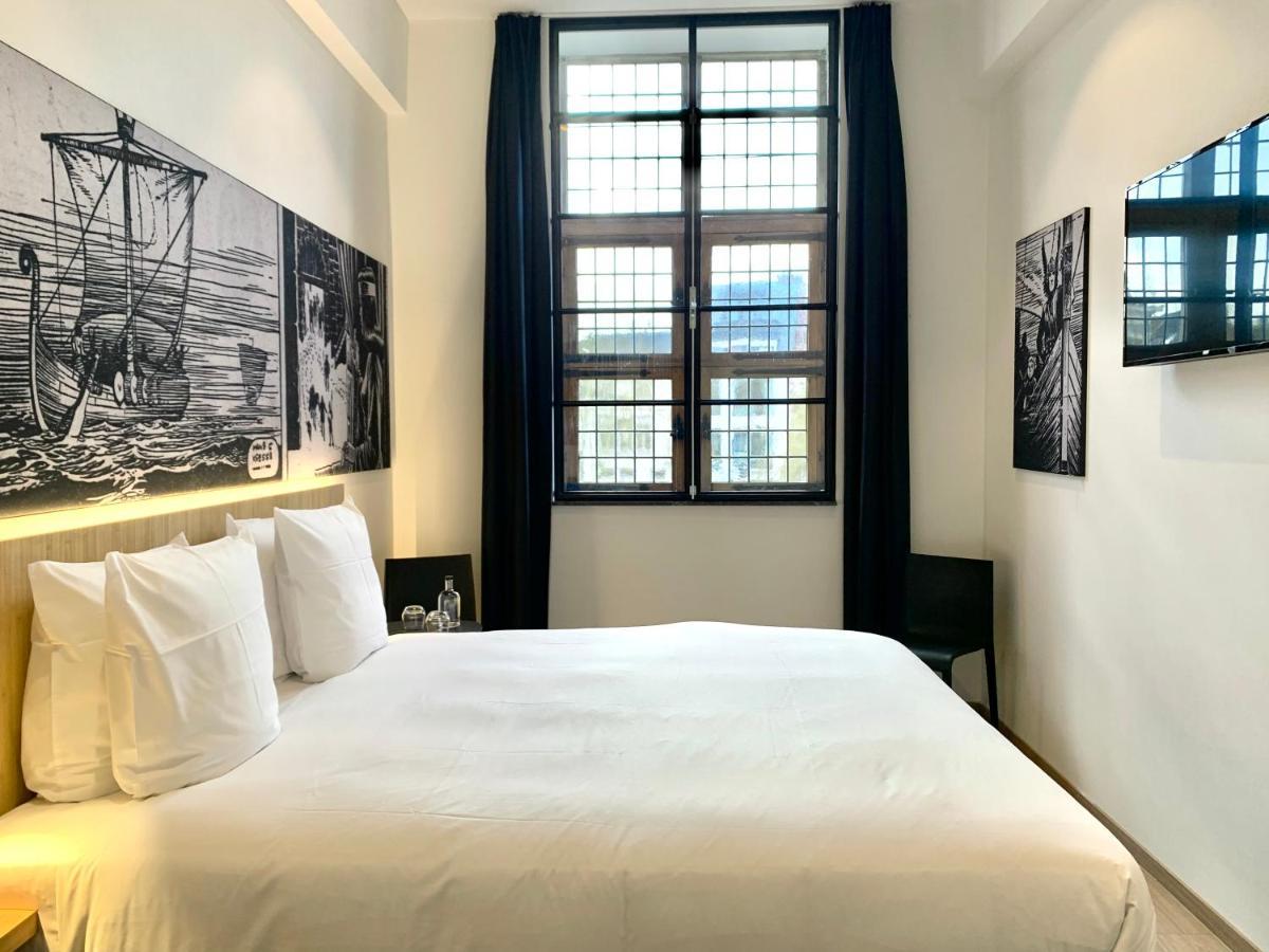 Chambre Double Standard - Vue sur Canal