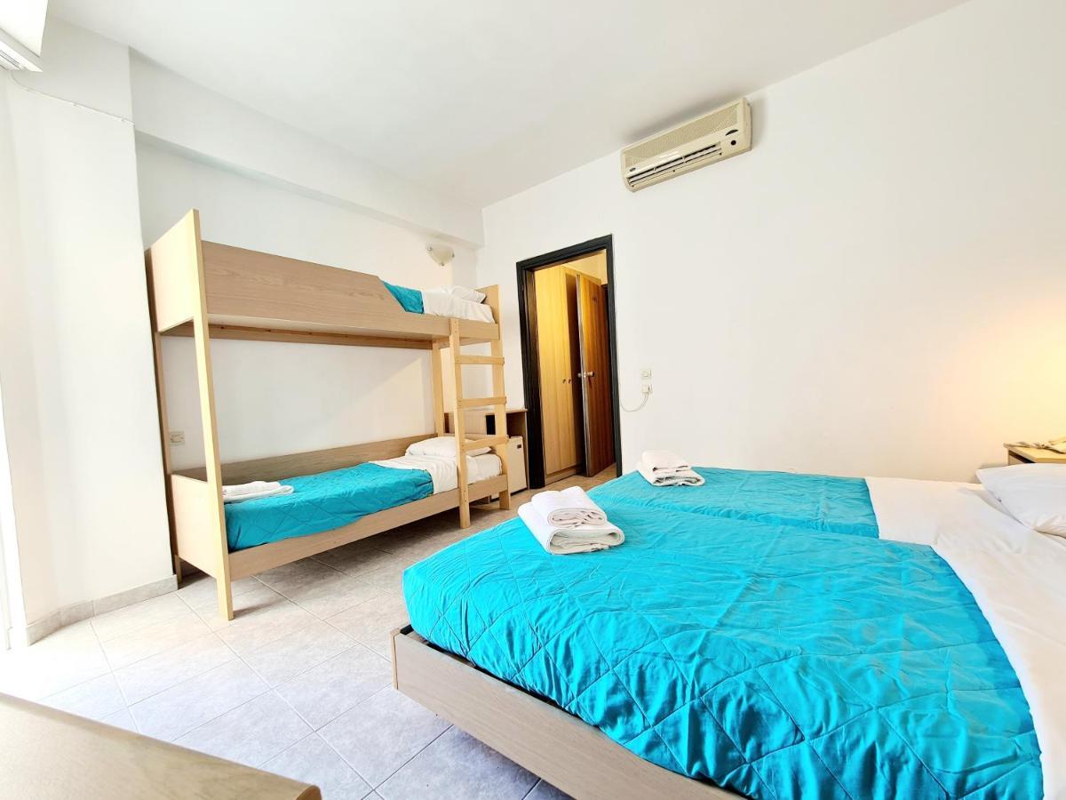 Quadruple Room with Private Bathroom,1480563509:JPEG