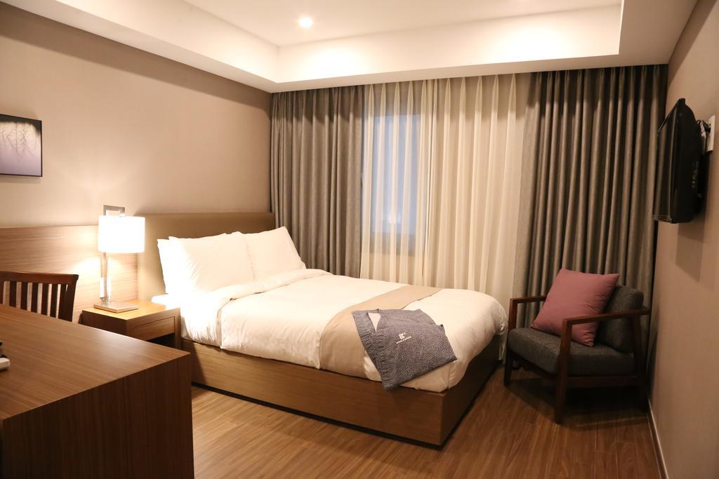 Business Double Room - No View