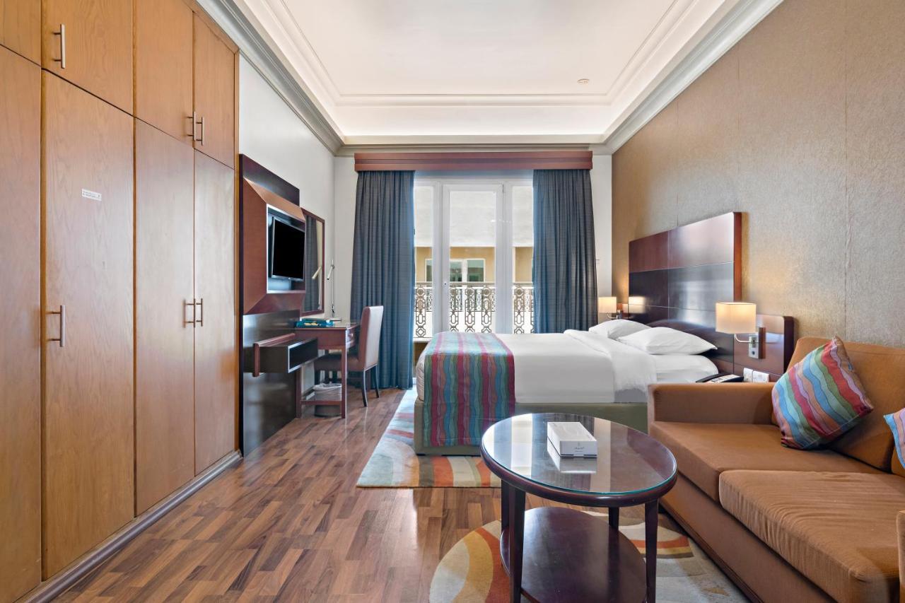 Studio,1498941205:JPEG