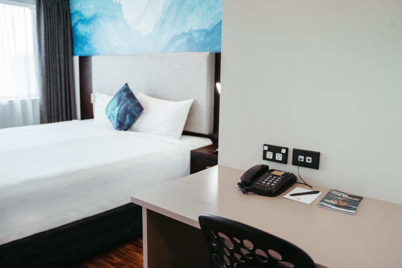 Two-Bedroom Apartment - Split Level