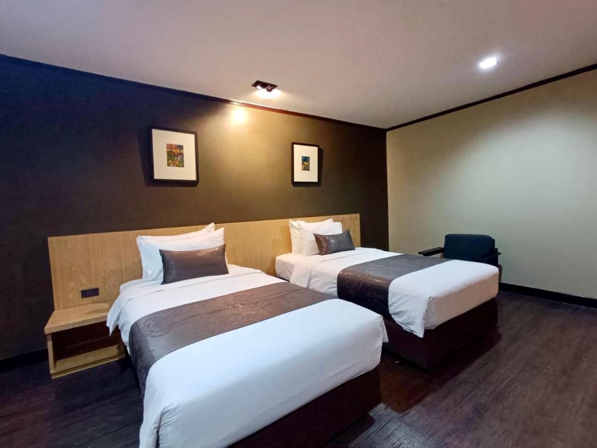 Quarto Deluxe com 2 Camas de Solteiro
