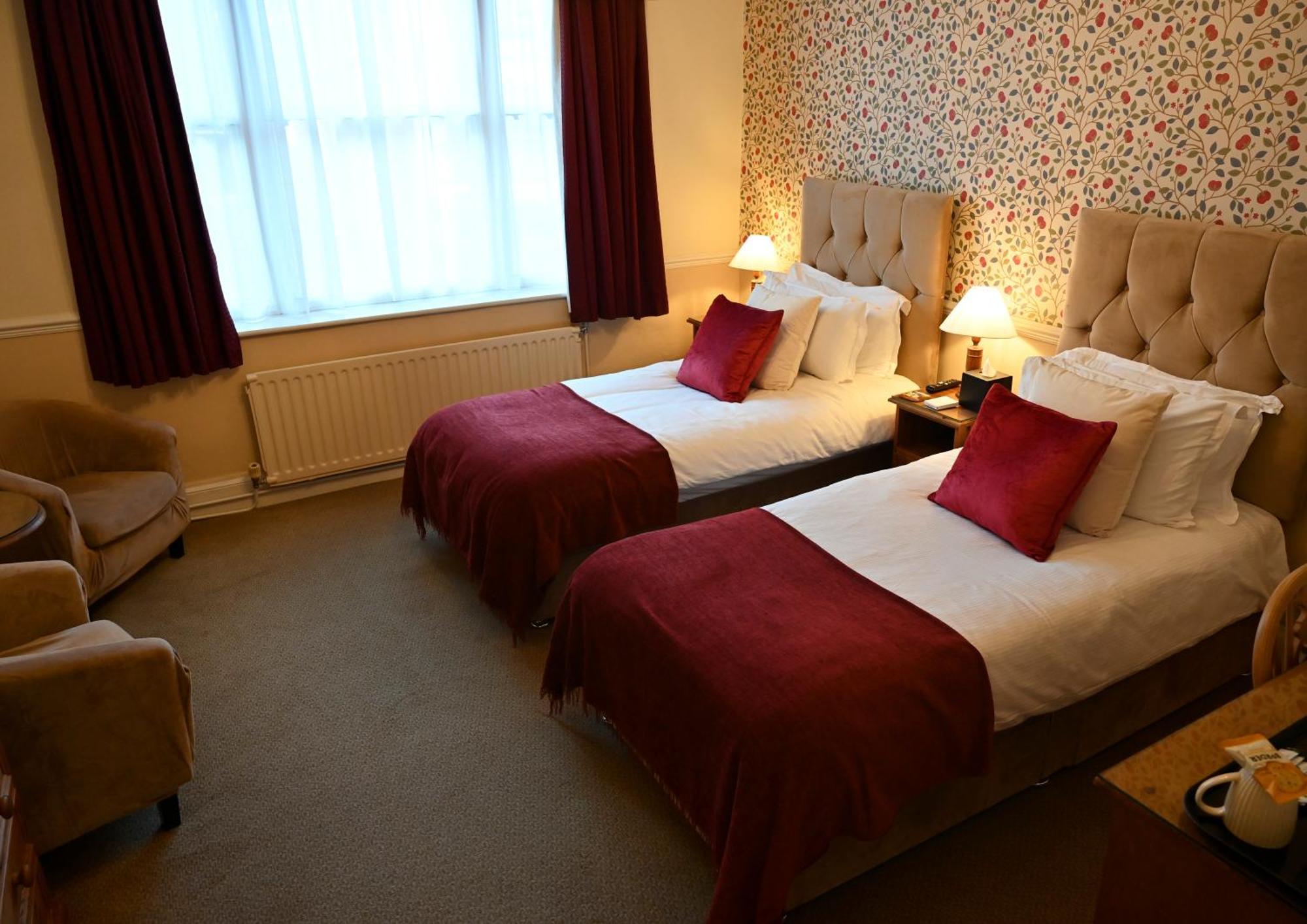 Large Superior Double or Twin Room,1498833112:JPEG