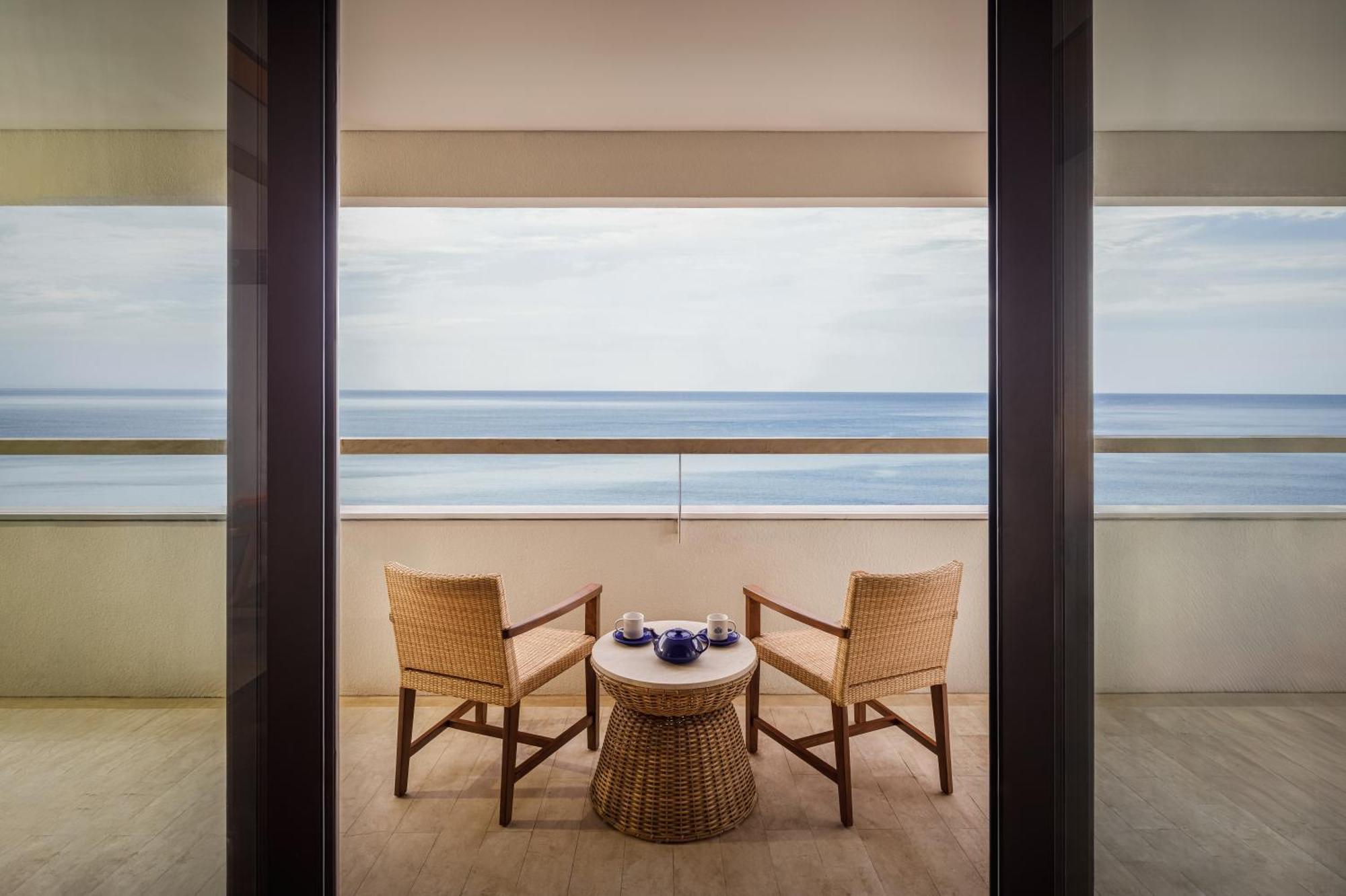 Executive Suite with Sea View