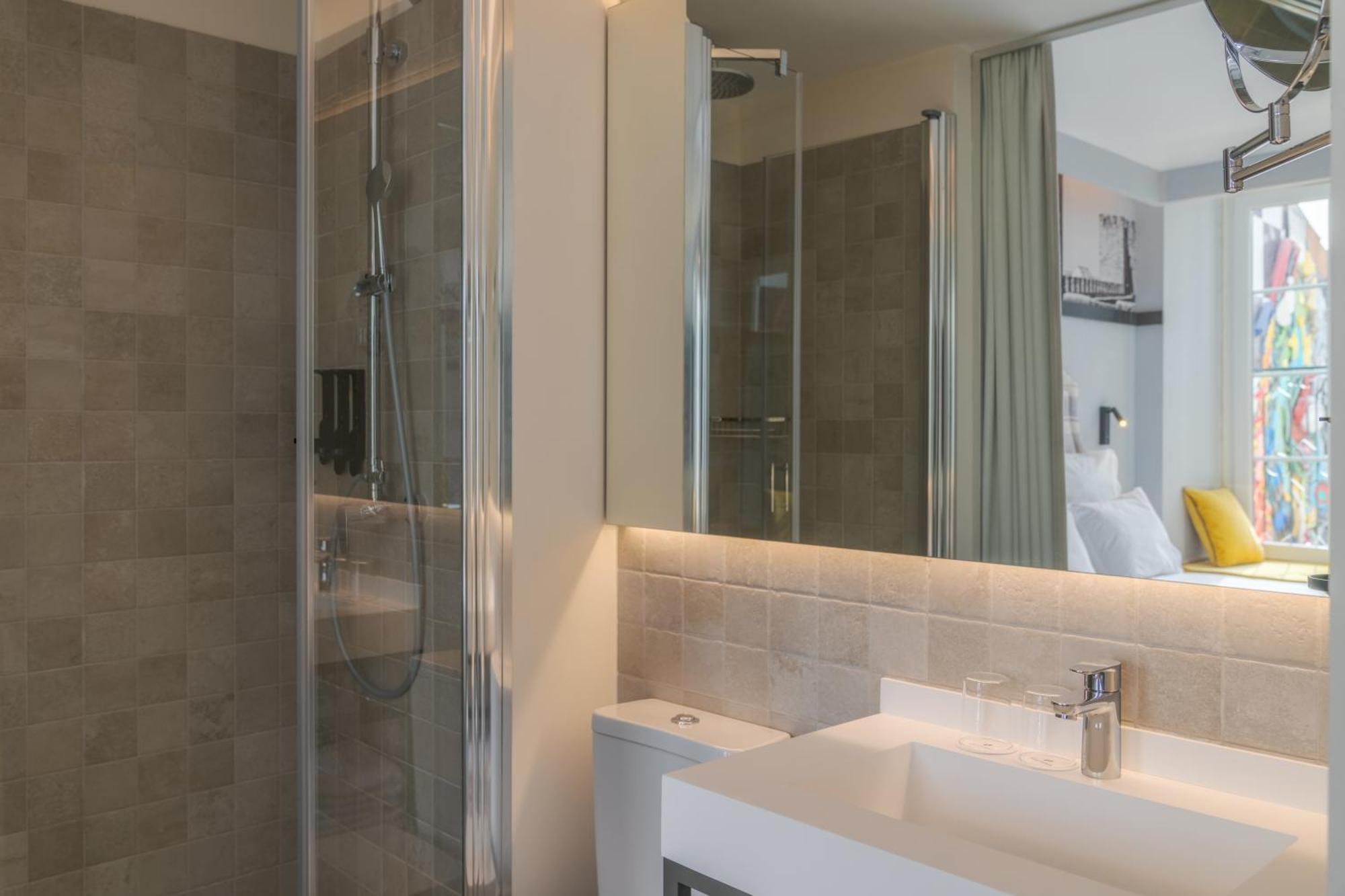 Superior Double Room with River View,1517063047:JPEG