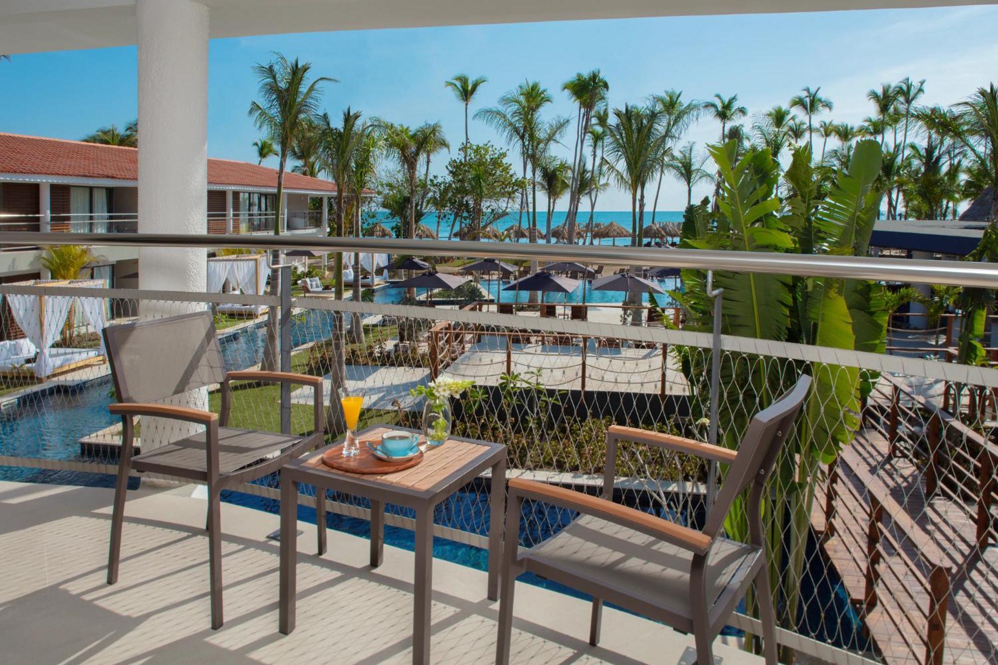 Suite Junior Doble Club con vistas al océano