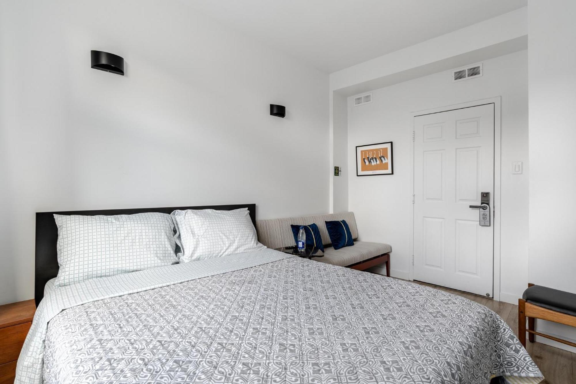 Double Room with Private Bathroom