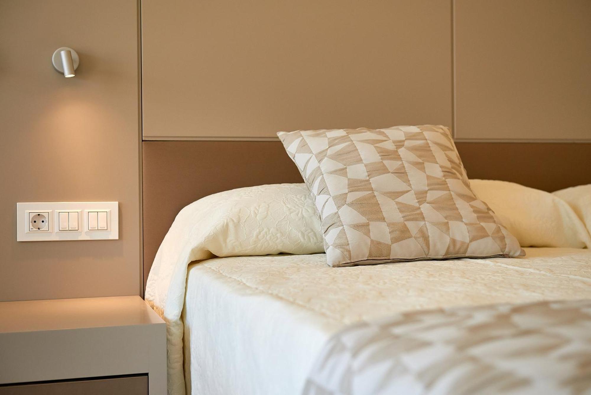 Double Room with Sea View,1537296889:JPEG