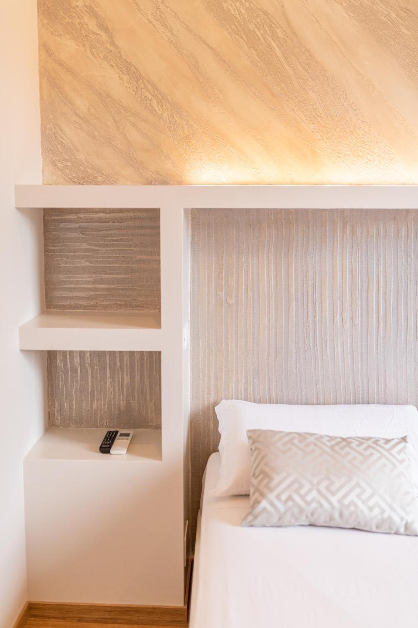 Double Room,1538279125:JPEG