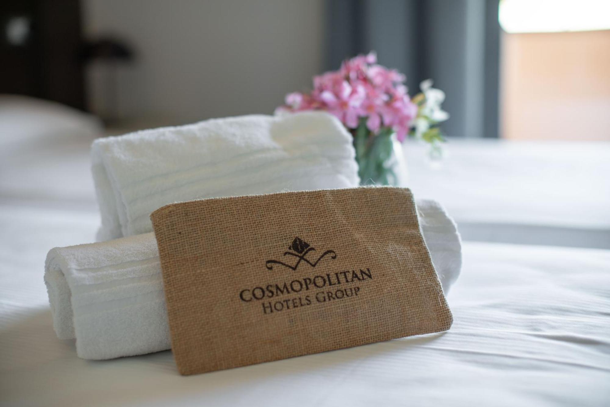 Family Room,1552184896:JPEG