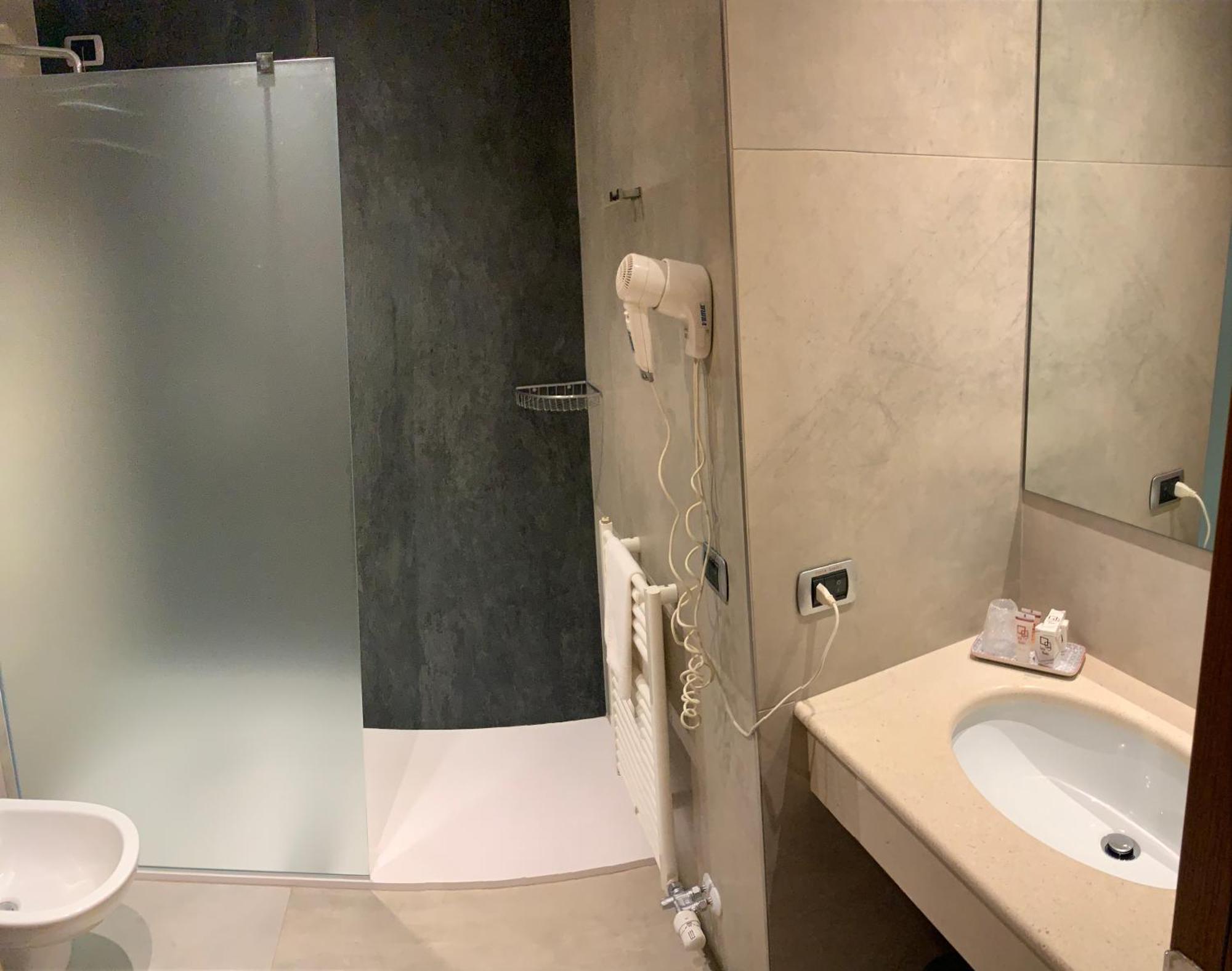 Family Room,1543797547:JPEG