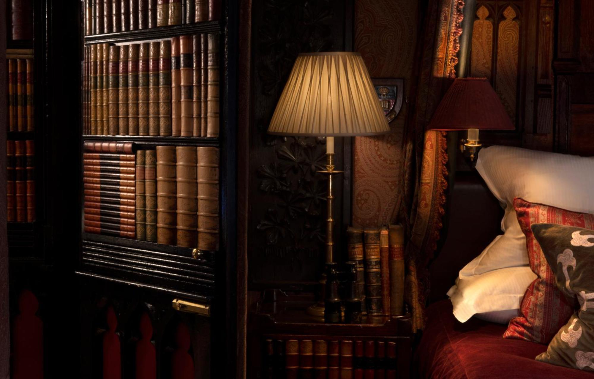 Suíte Deluxe - Biblioteca