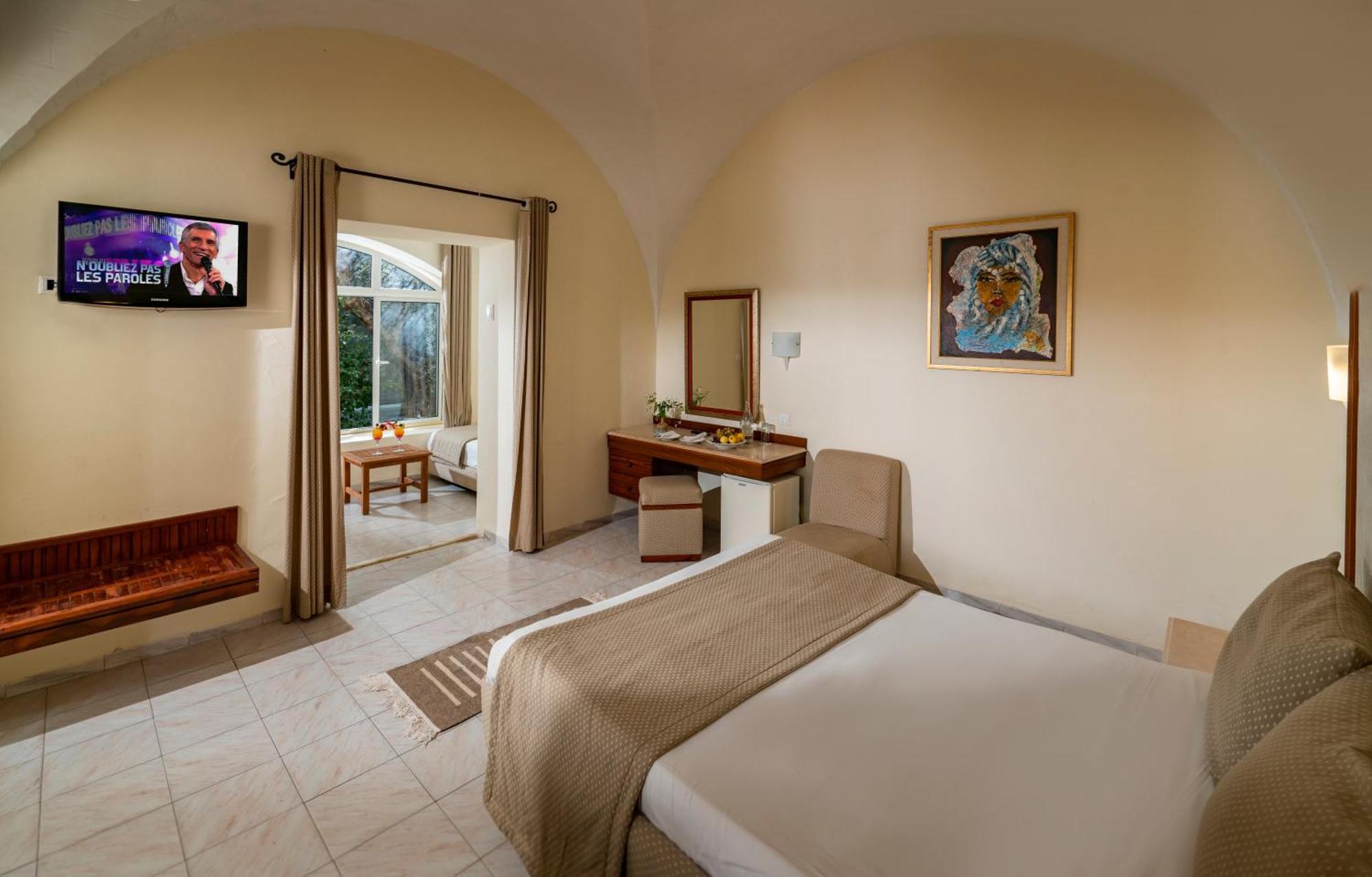 Habitación Cuádruple - vistas al jardín