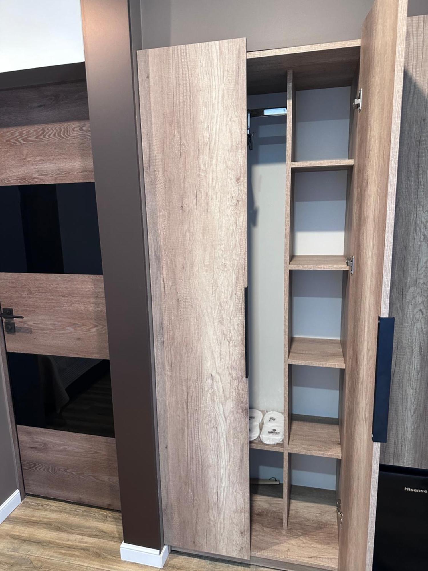 Chambre Double - Vue sur Piscine