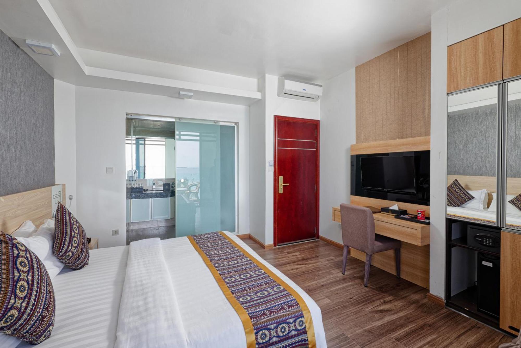 Deluxe Double Room Balcony Sea View