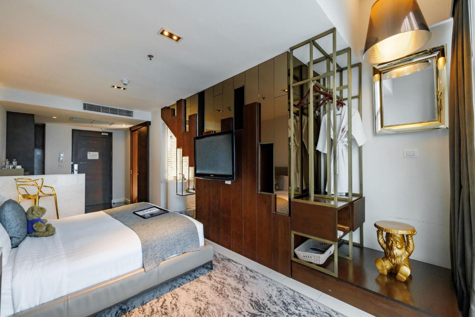 Superior Single Room