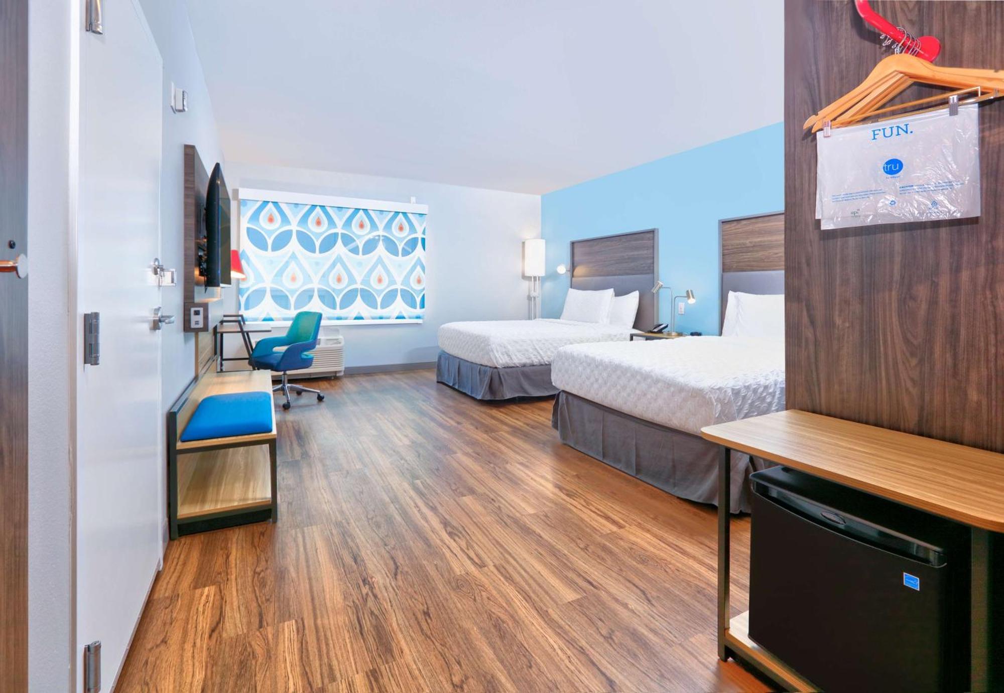 Queen Room with Two Queen Beds,1551386497:JPEG