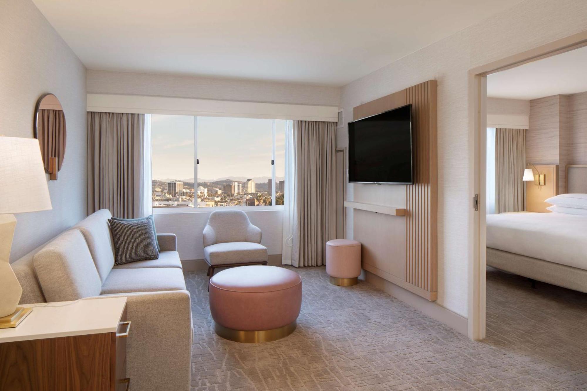 Suite 1 Chambre Lit King-Size - Accessible aux Personnes à Mobilité Réduite