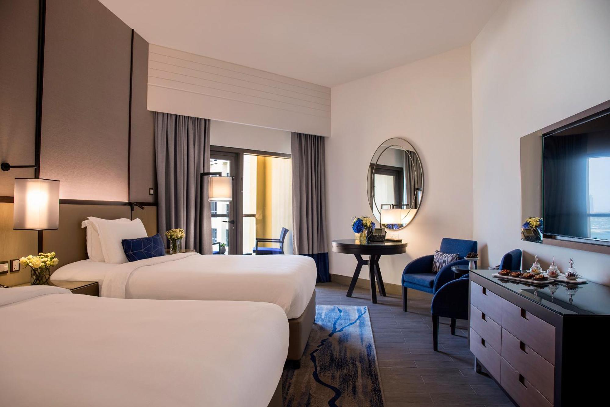 Sea View Room Balcony Twin Bed