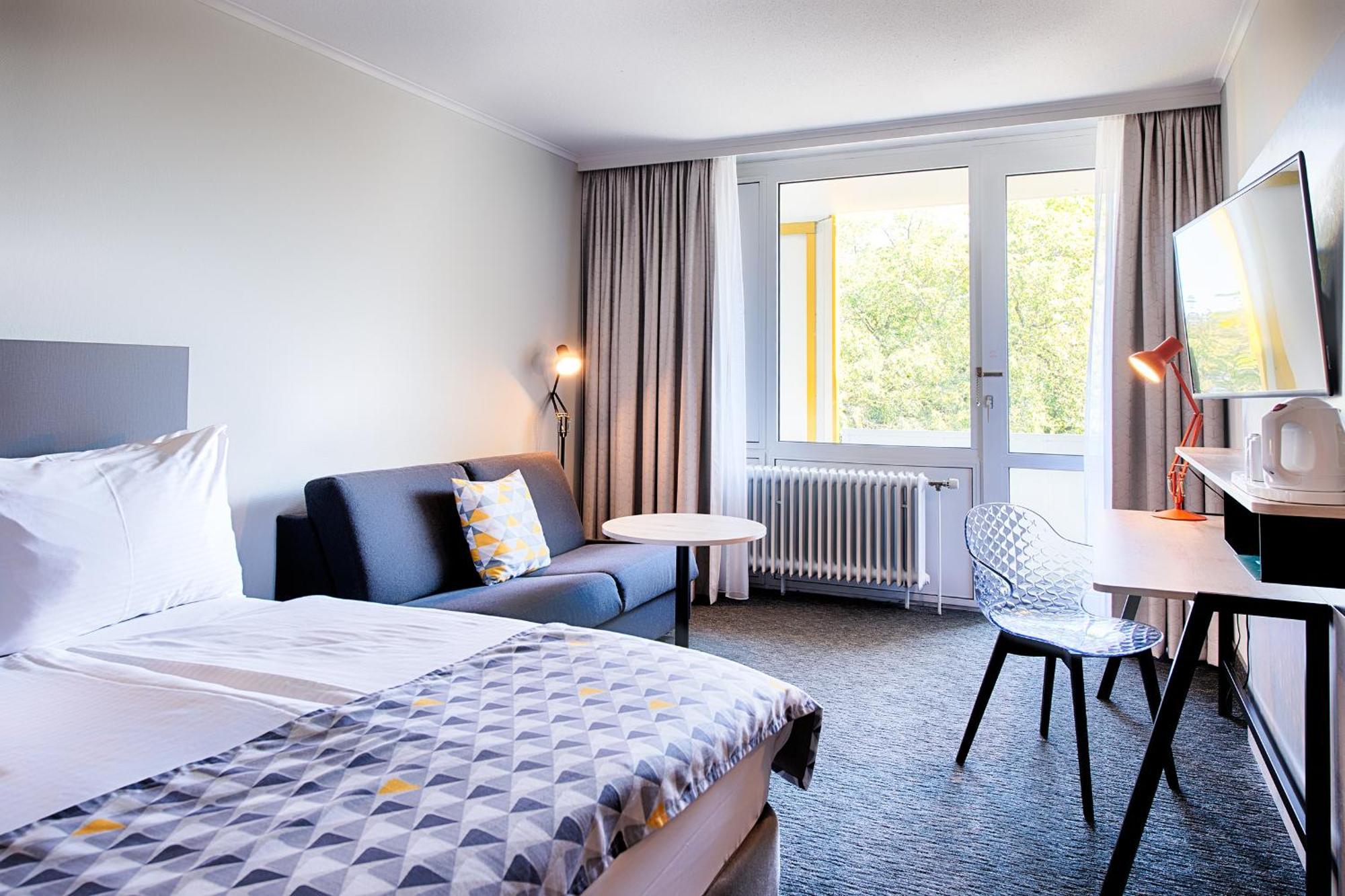 Camera Queen Standard con Divano-Letto e Balcone