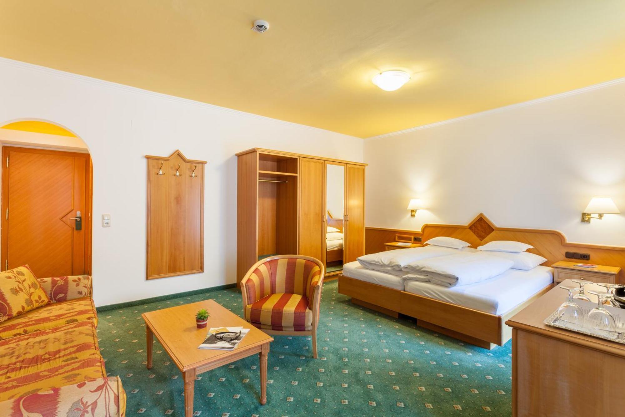 Superior Double Room,1553714104:JPEG