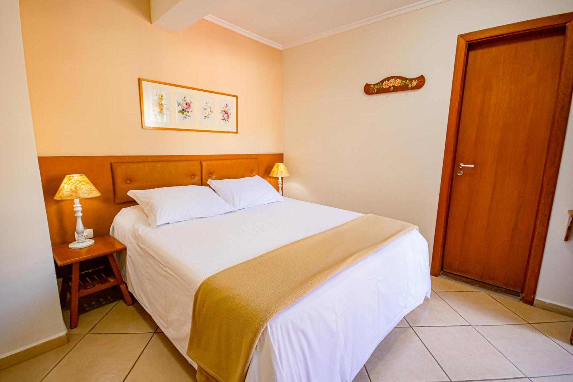 Standard Double Room,1553940601:JPEG