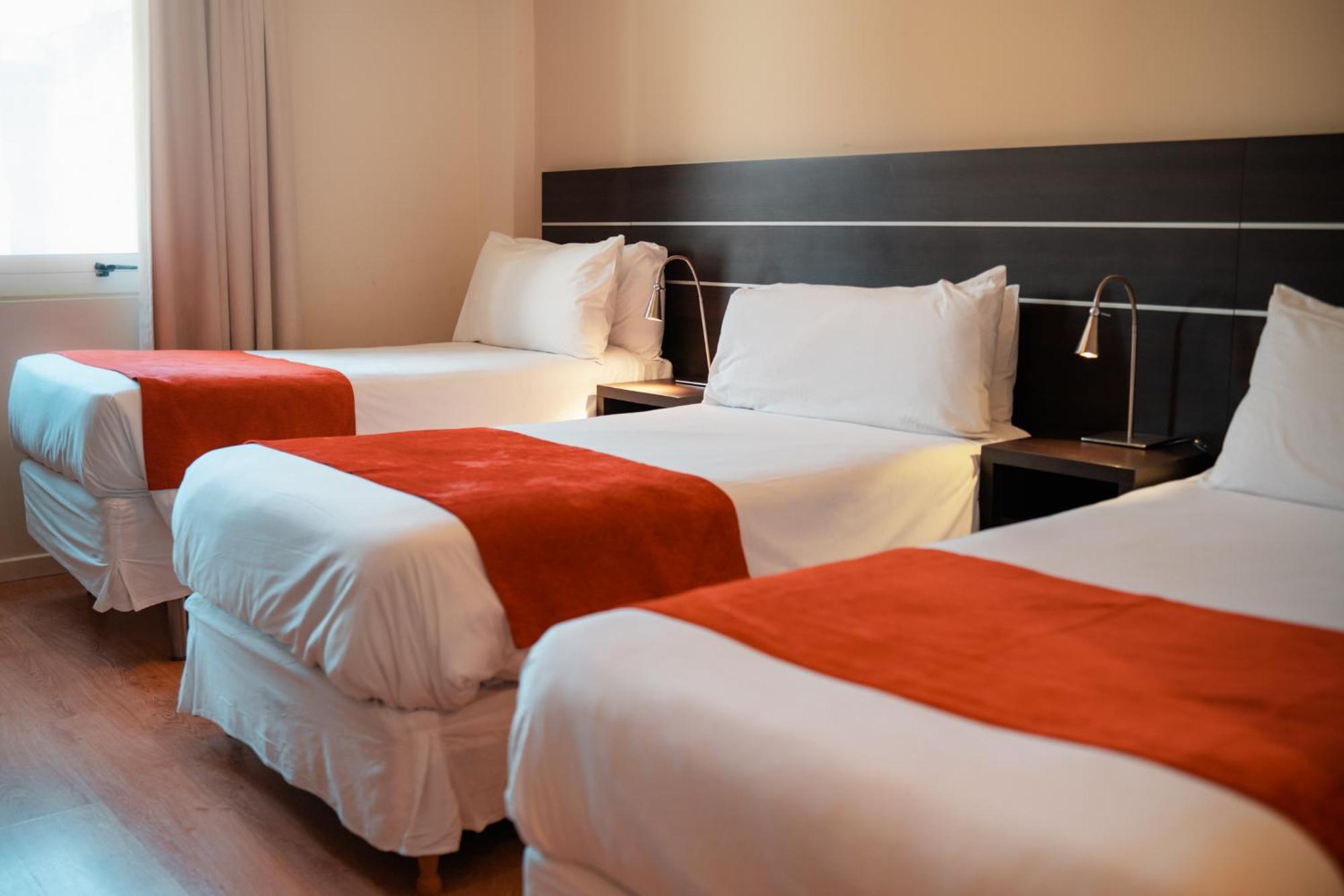 Chambre Double avec Lit d'Appoint