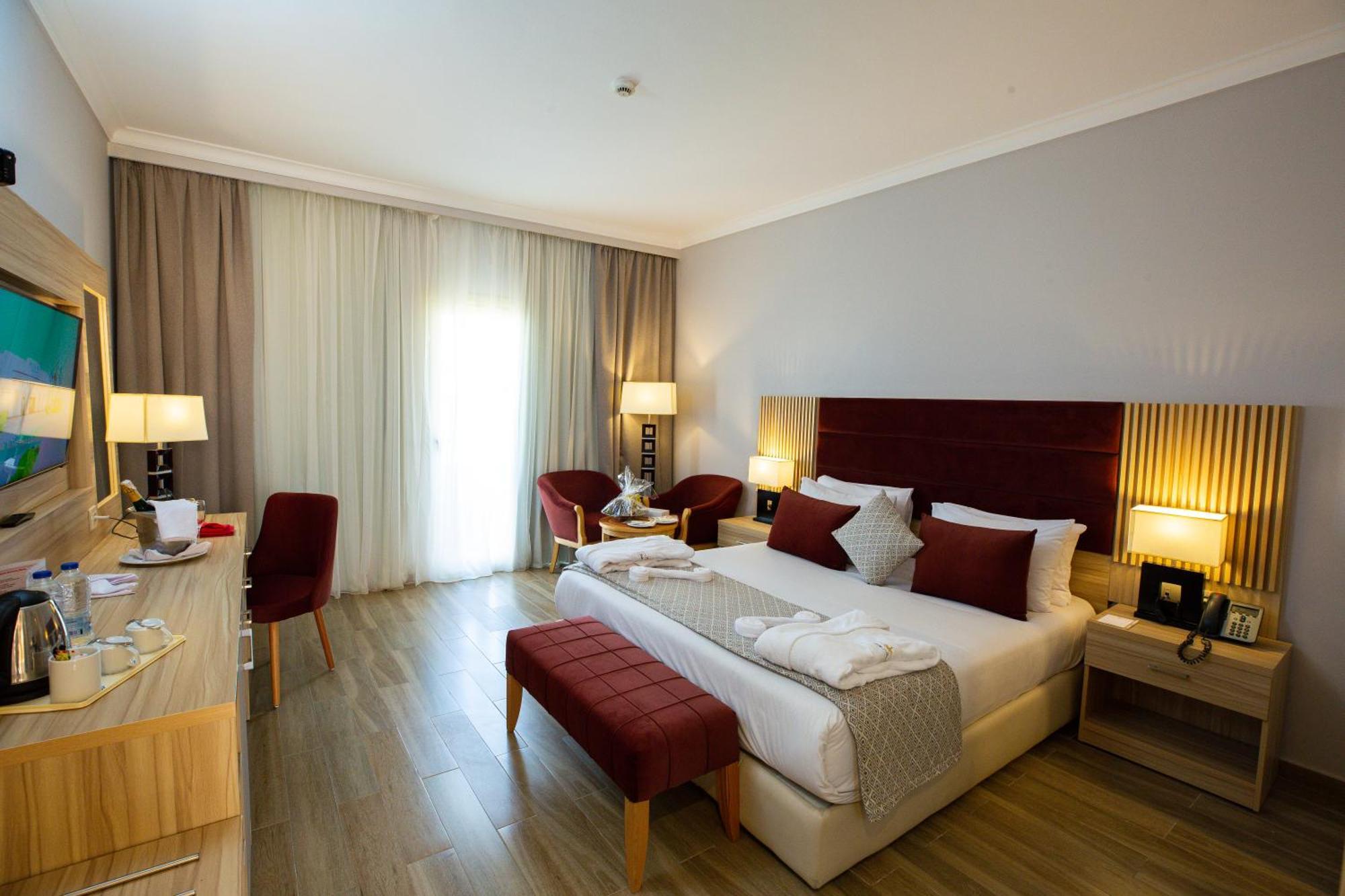 Premium Room with Pool View