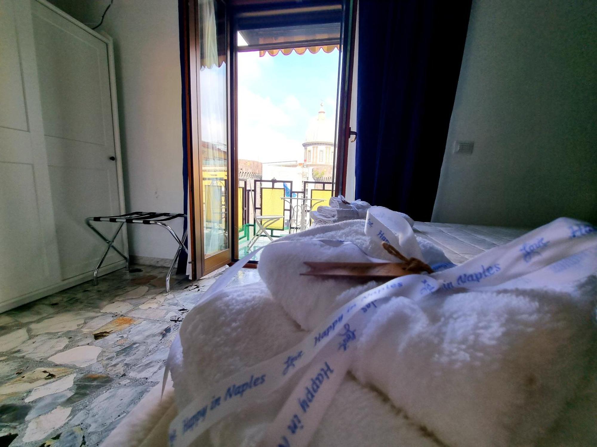 Chambre Lit Queen-Size avec Balcon