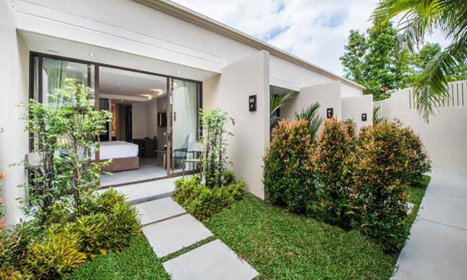 Deluxe Double or Twin Room Garden View
