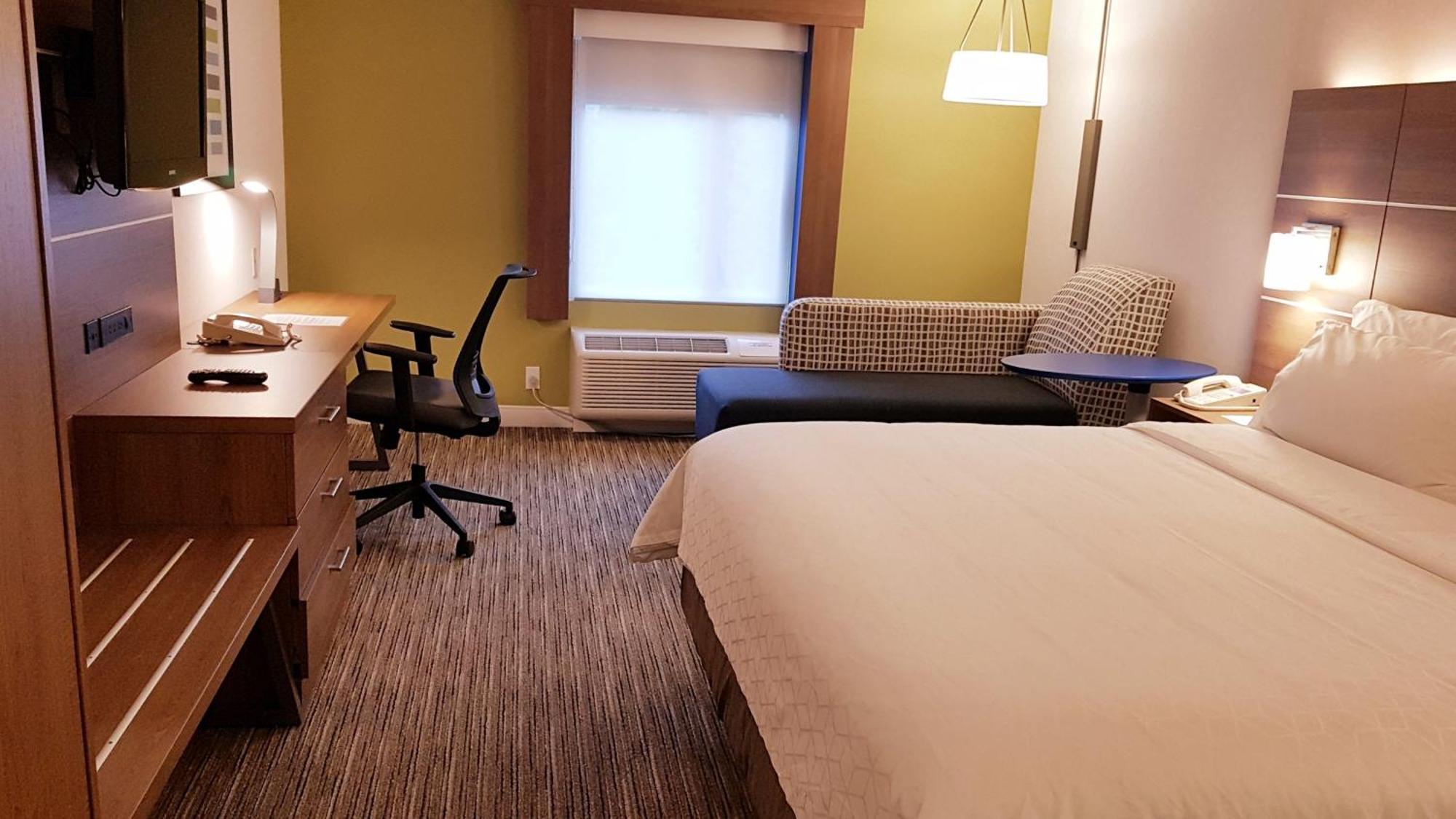 Standard King Room,1576722131:JPEG