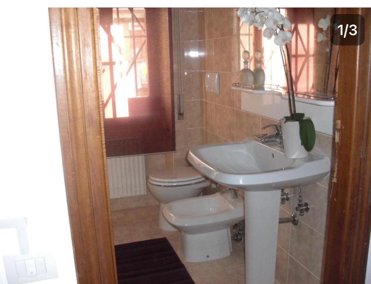 Double Room with Shared Bathroom,1583139294:JPEG
