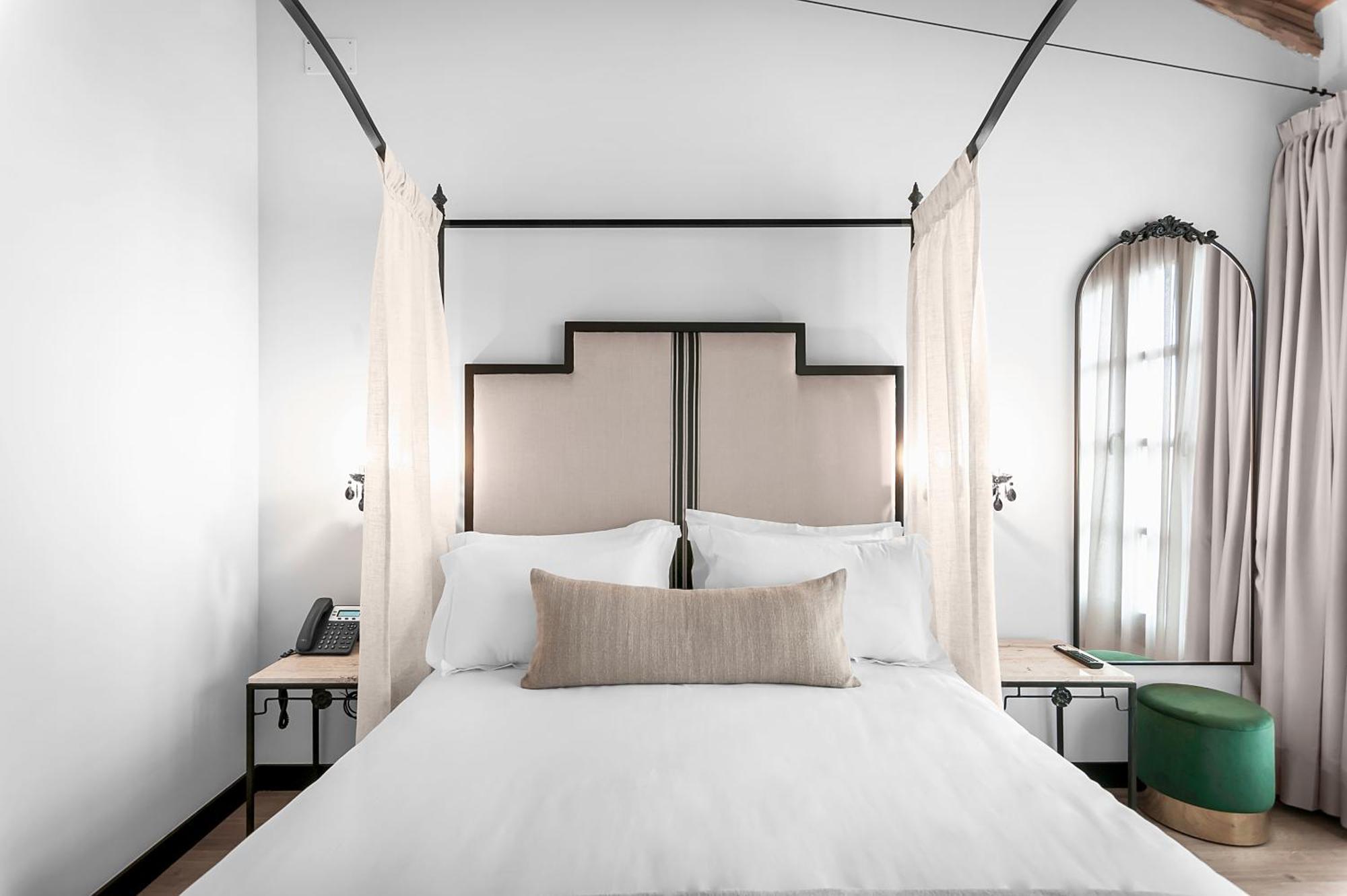 Deluxe Junior Suite