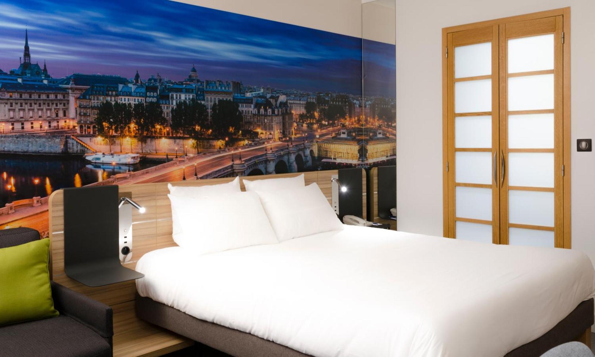 Chambre Lit Queen-Size Supérieure avec Canapé 2 Places
