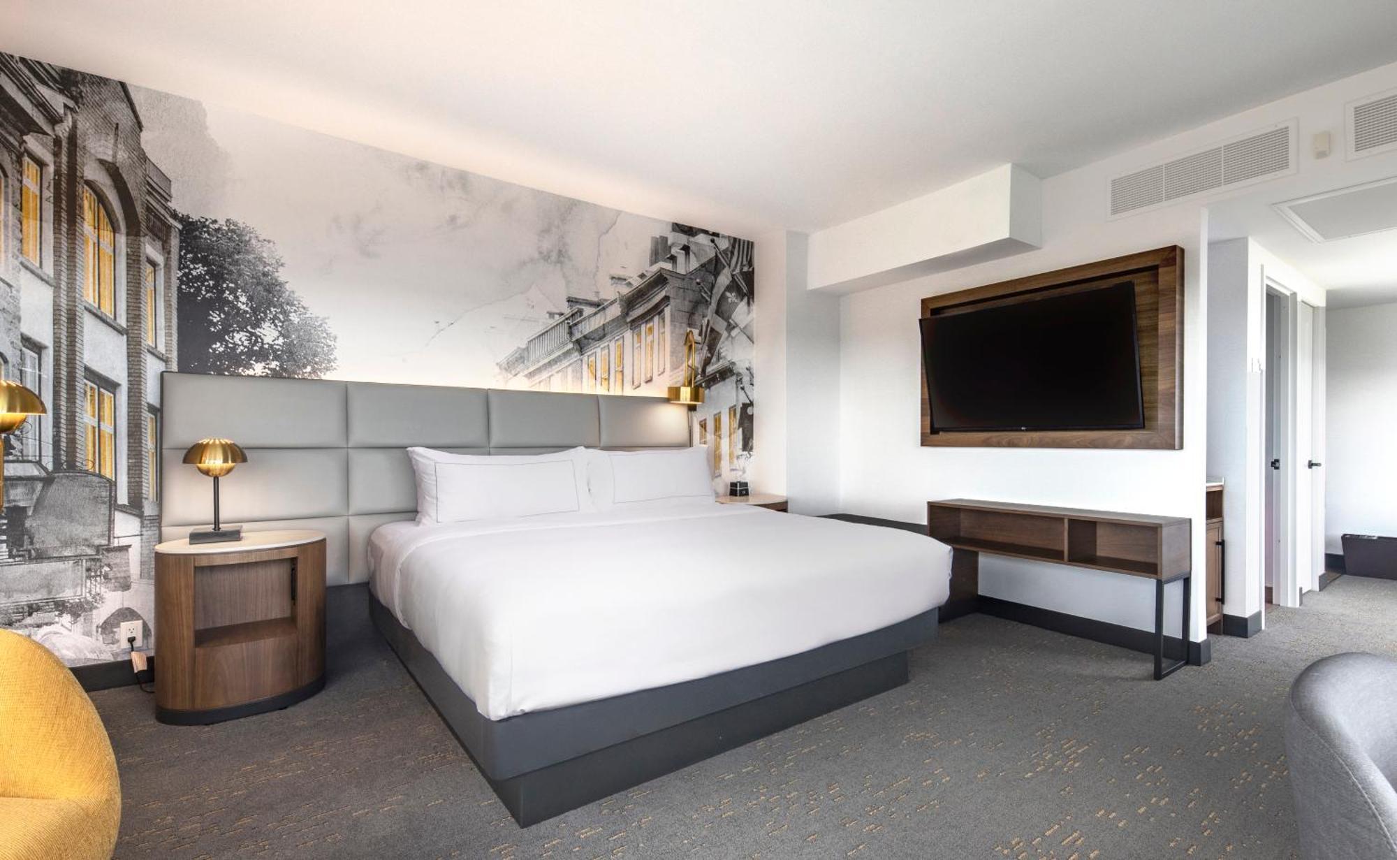 Deluxe Hoekkamer met Kingsize Bed en Uitzicht op de Rivier