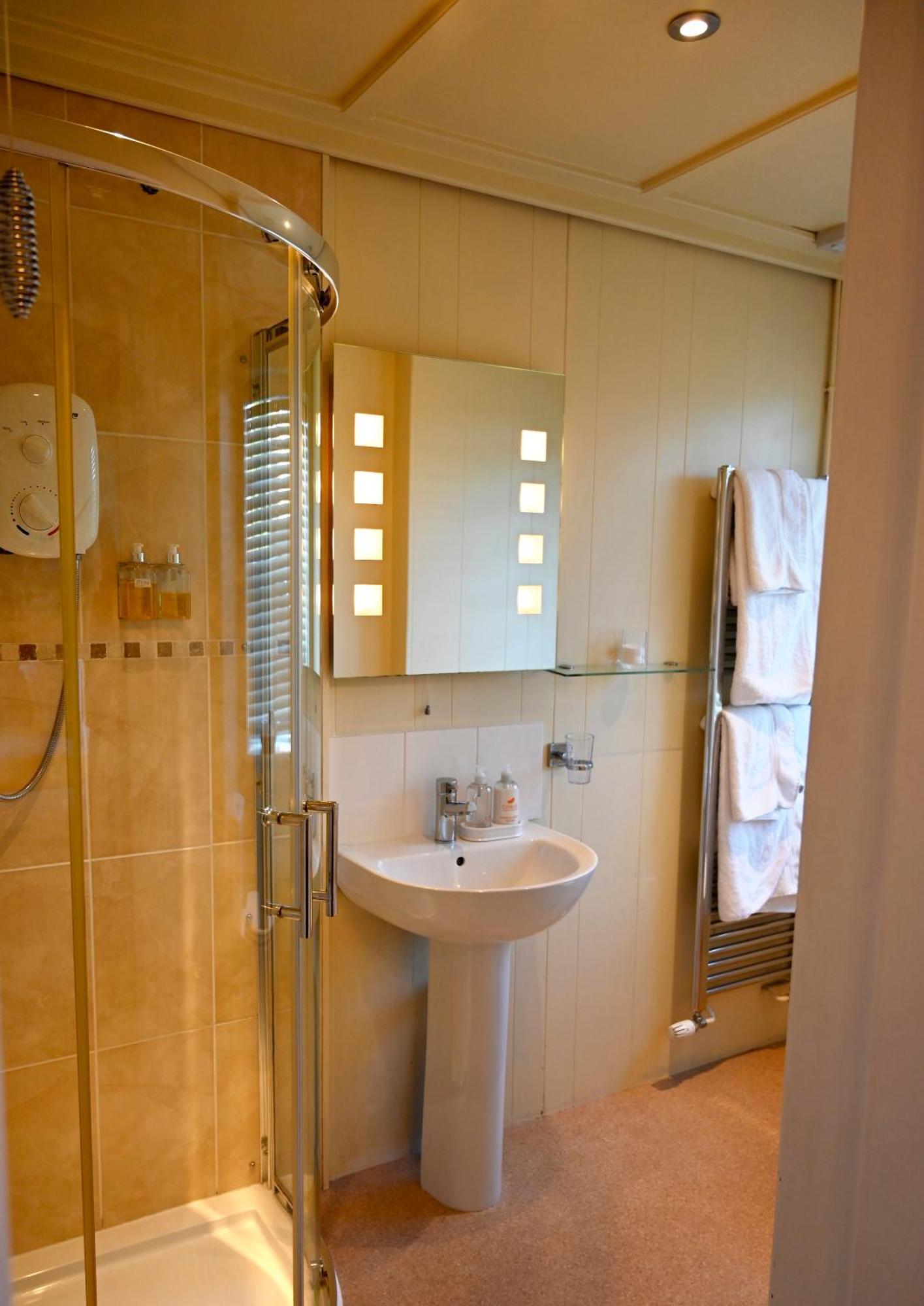 Large Double or Twin Room