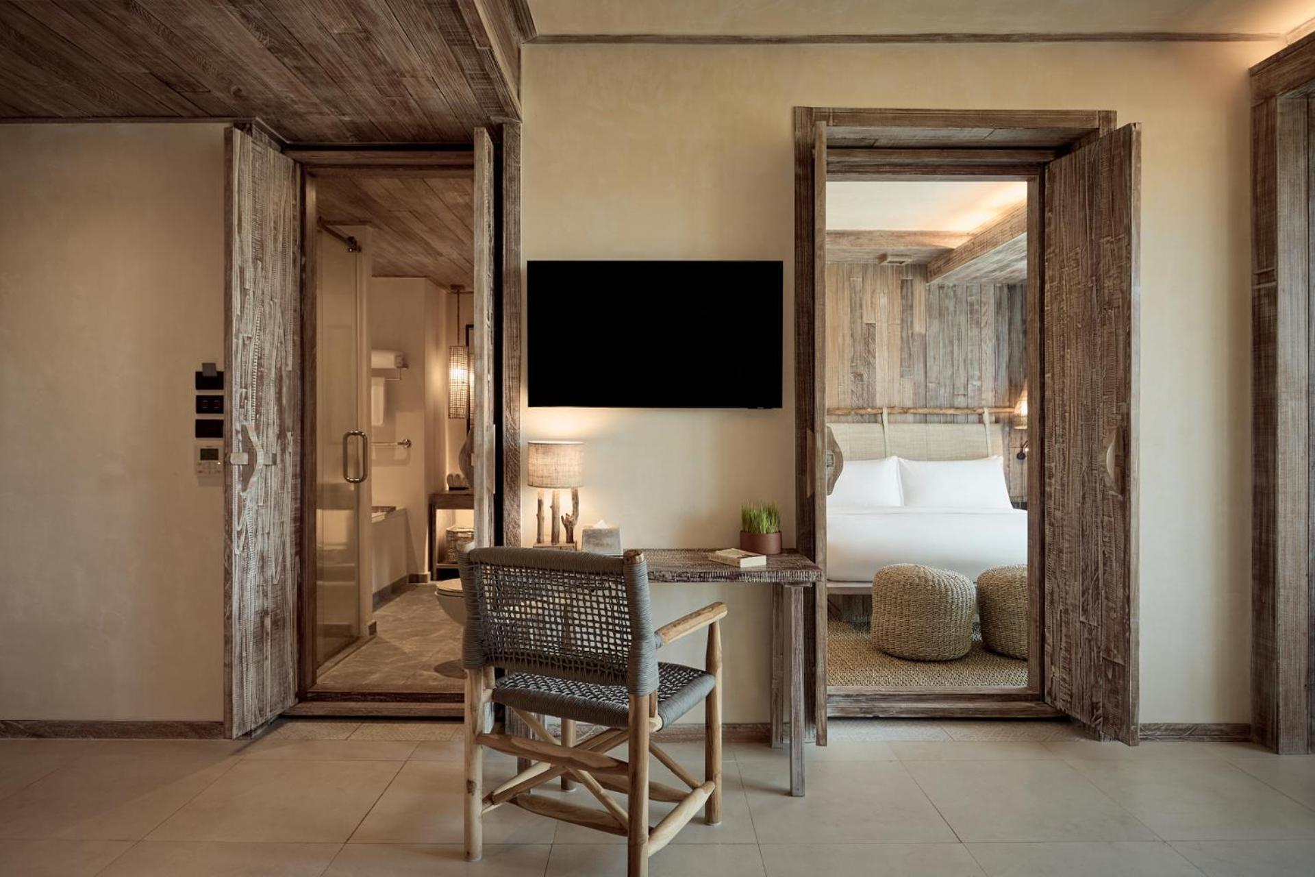 Suite de 1 dormitorio con vistas a la piscina