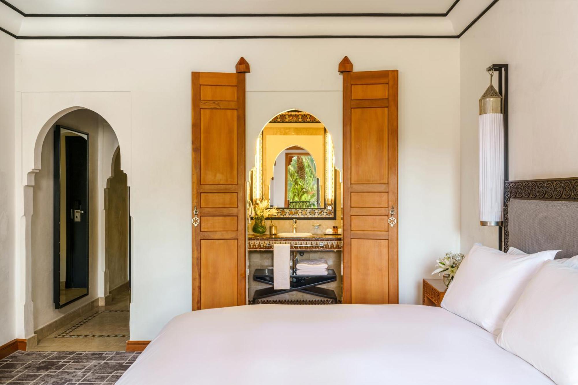 Chambre Lit King-Size ou Lits Jumeaux Supérieure avec Balcon - Vue sur Ville