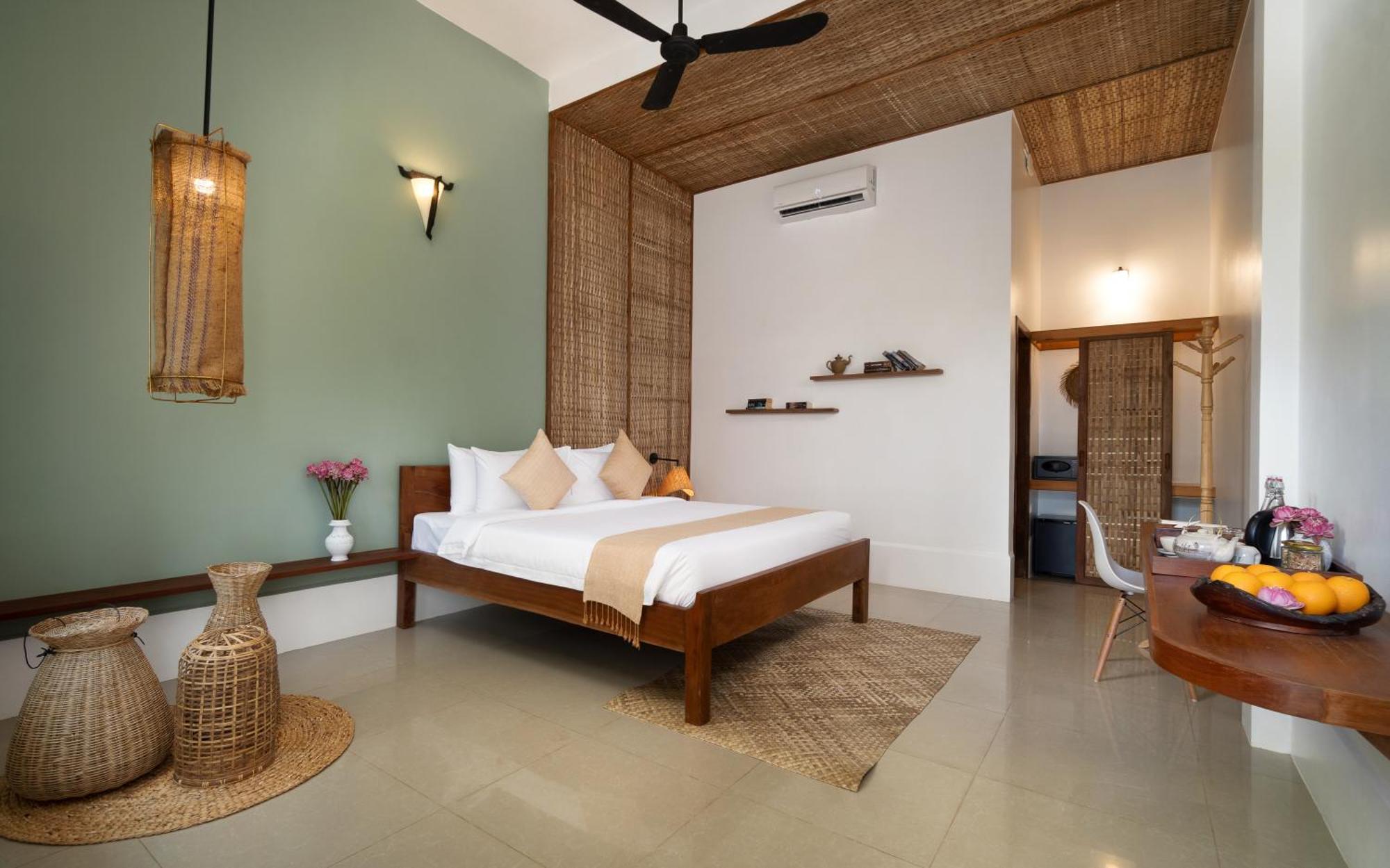 Suite with Pool View at The Jungle - Includes Afternoon Tea & Tree Planting